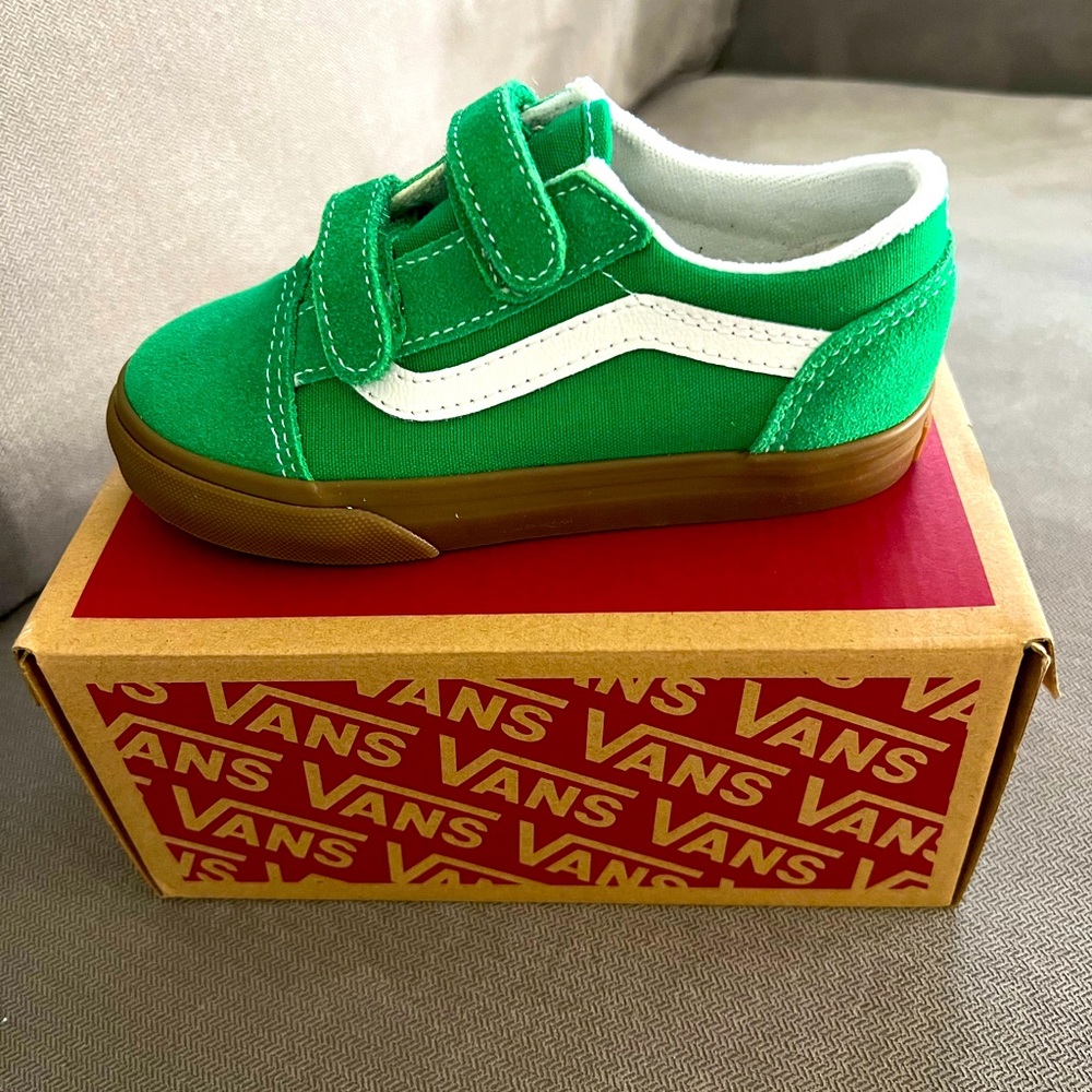 NIB New in Box Toddler Vans Old Skool Velcro Green Size 10